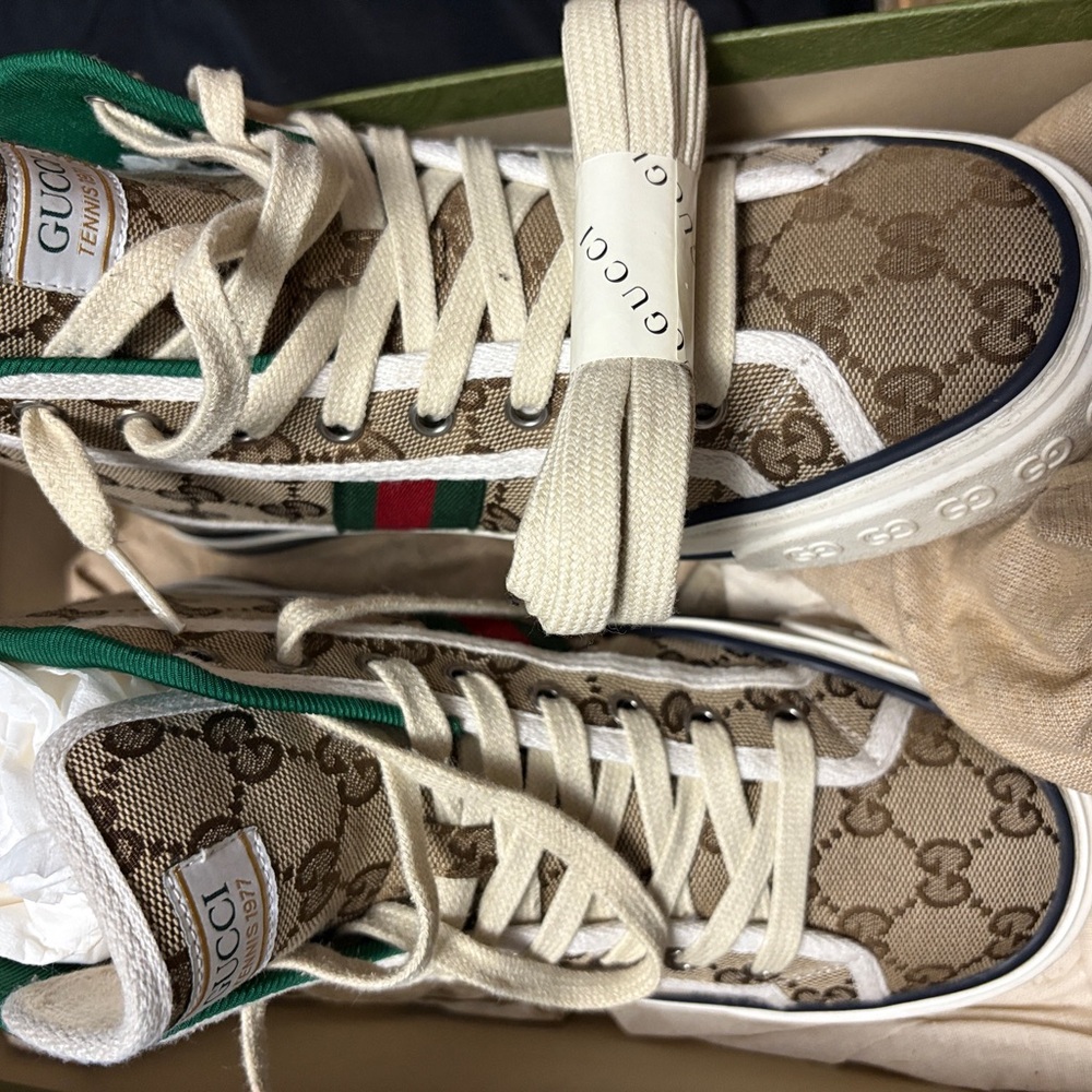 Gucci Hightop Tennis shoes size 38.5 - Picture 7 of 10